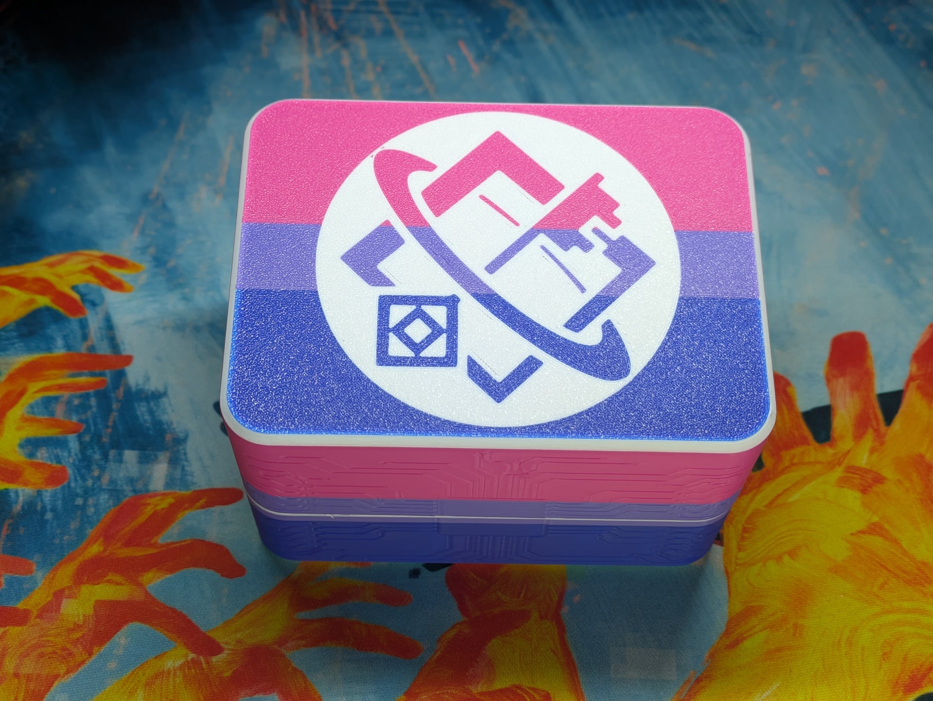 Netrunner Pride Deckboxes